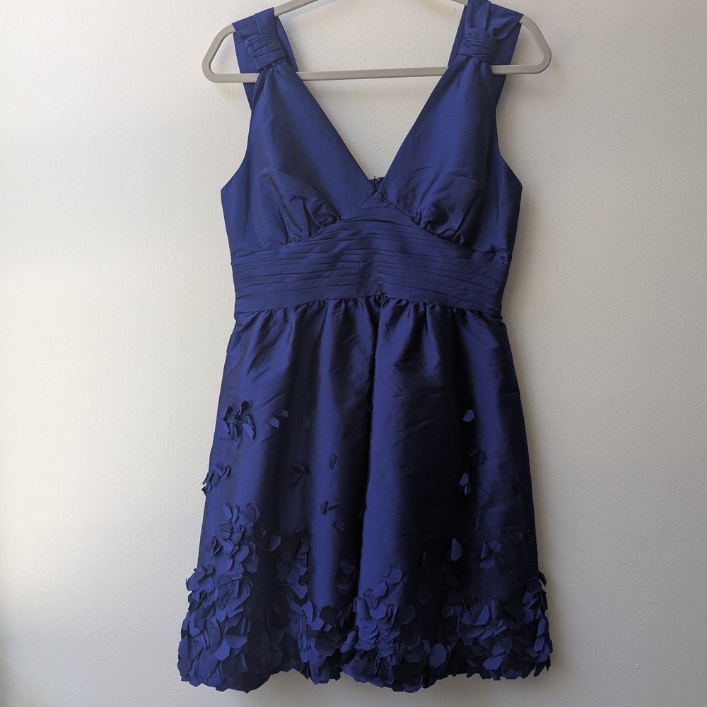 Calvin Klein Cocktail Dress Blue Floral Applique V-Neck Sz 10 Party Shimmer